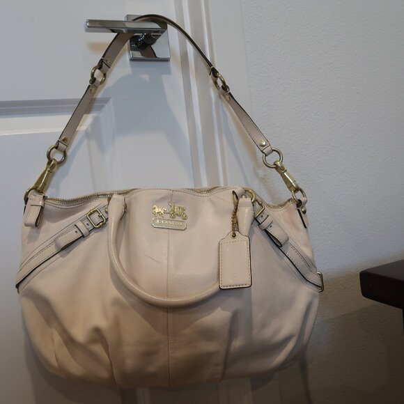 Coach Sophia Satchel in Cream – Soft Leather - Picture 14 of 16